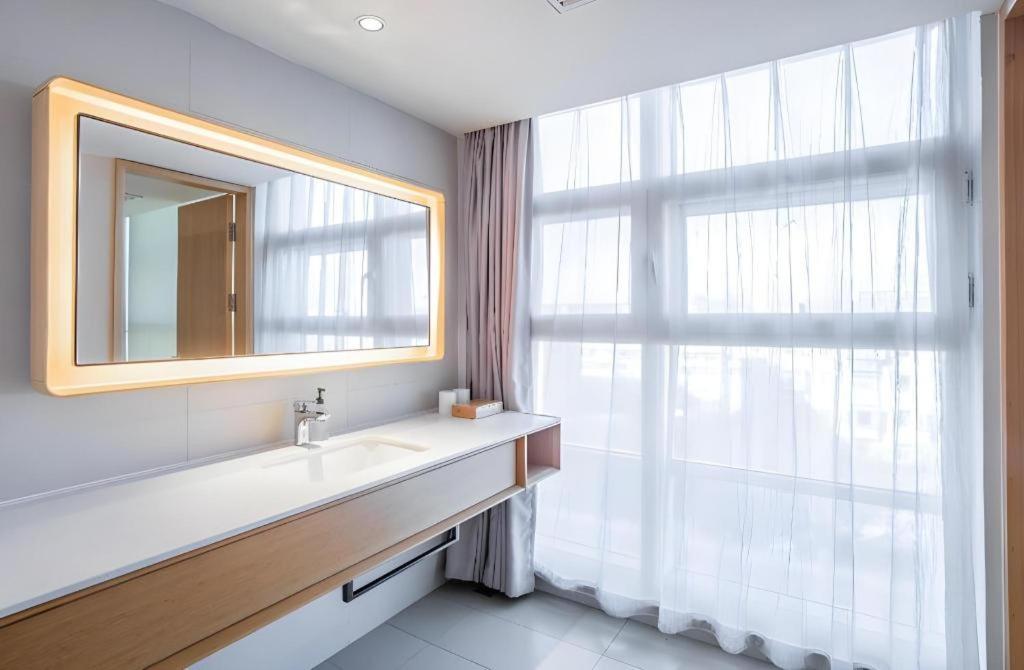 Ji Chaoyangmen Hotel Beijing